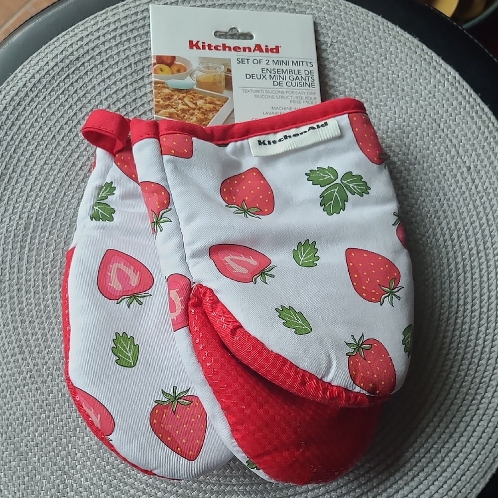 KitchenAid Mini Mitts